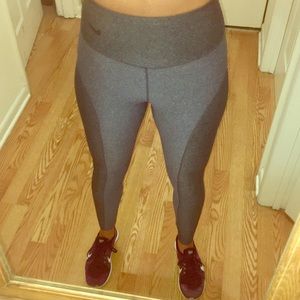 NIKE DRI FIT TIGHTS MEDIUM